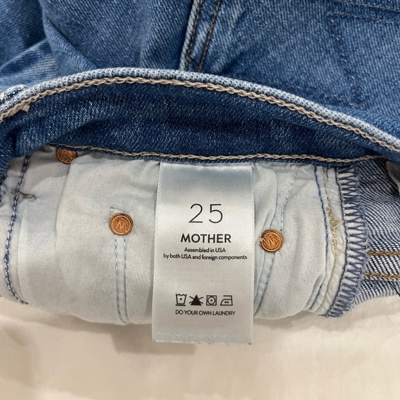 MOTHER Blue Ankle Cropped Jeans with Distressed Hem - Picture 3 of 5